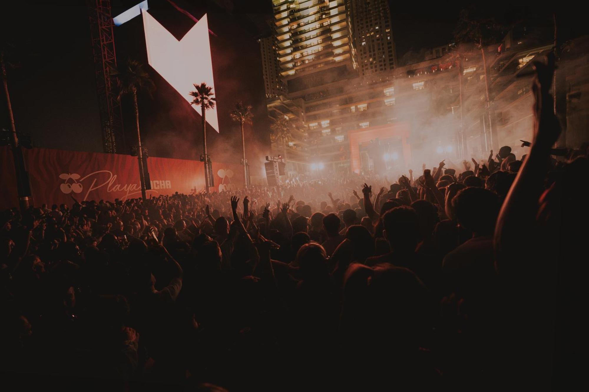 Five Luxe Hotel Dubai Buitenkant foto The Mayday 2019