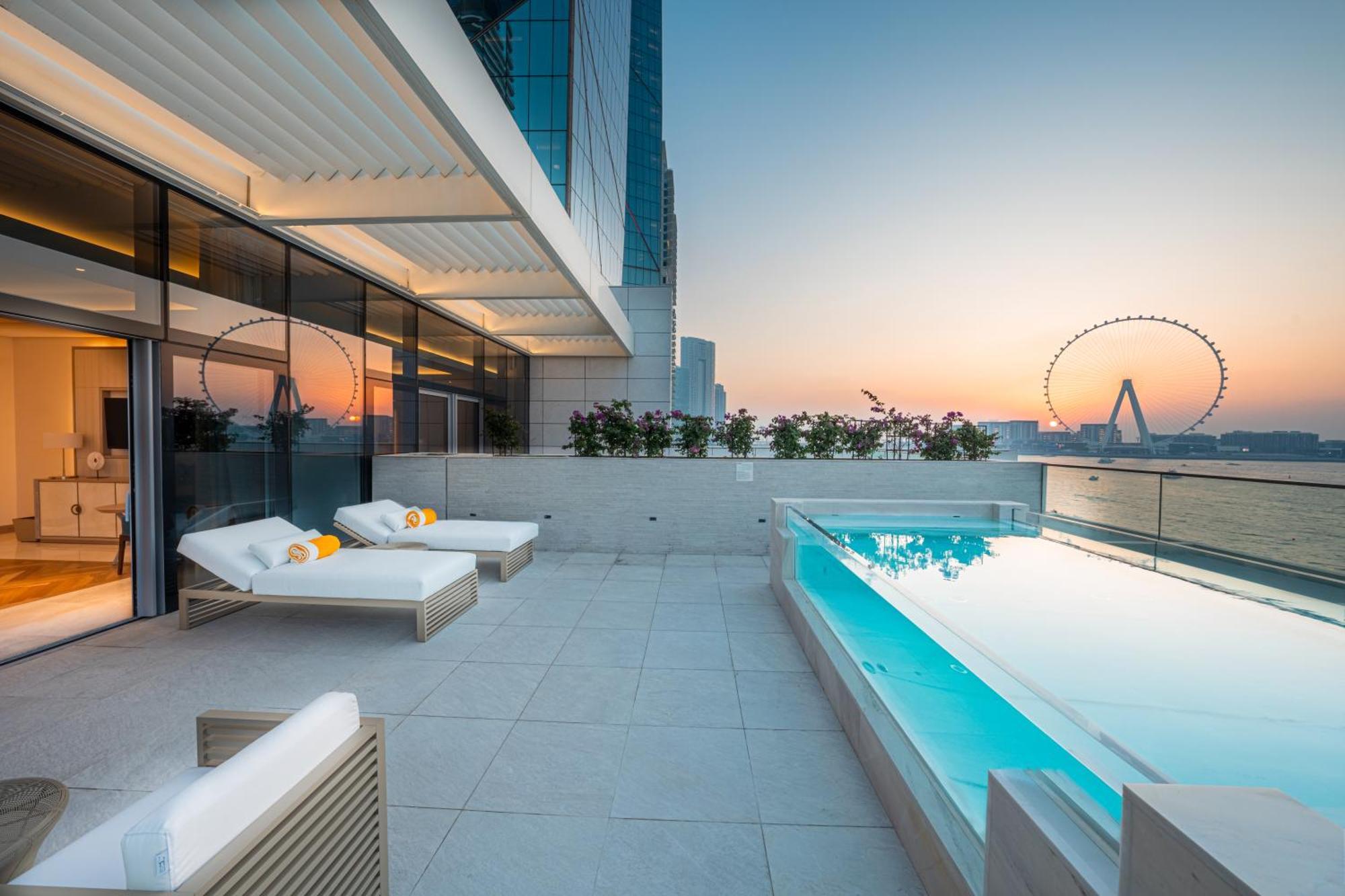 Five Luxe Hotel Dubai Buitenkant foto The Address Sky View